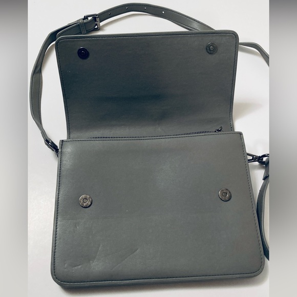 COLAB Montreal Vegan Leather Crossbody Bag Grey Envelope Style Multiple Pockets - Picture 2 of 10